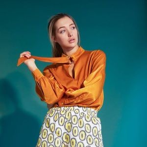 ♥︎BRAND NEW♥︎ D-Ring Blouse